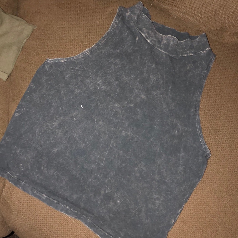 Heathered muscle crop top